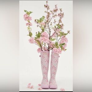 Hunter LoveShackFancy Pink Floral Boots size 8